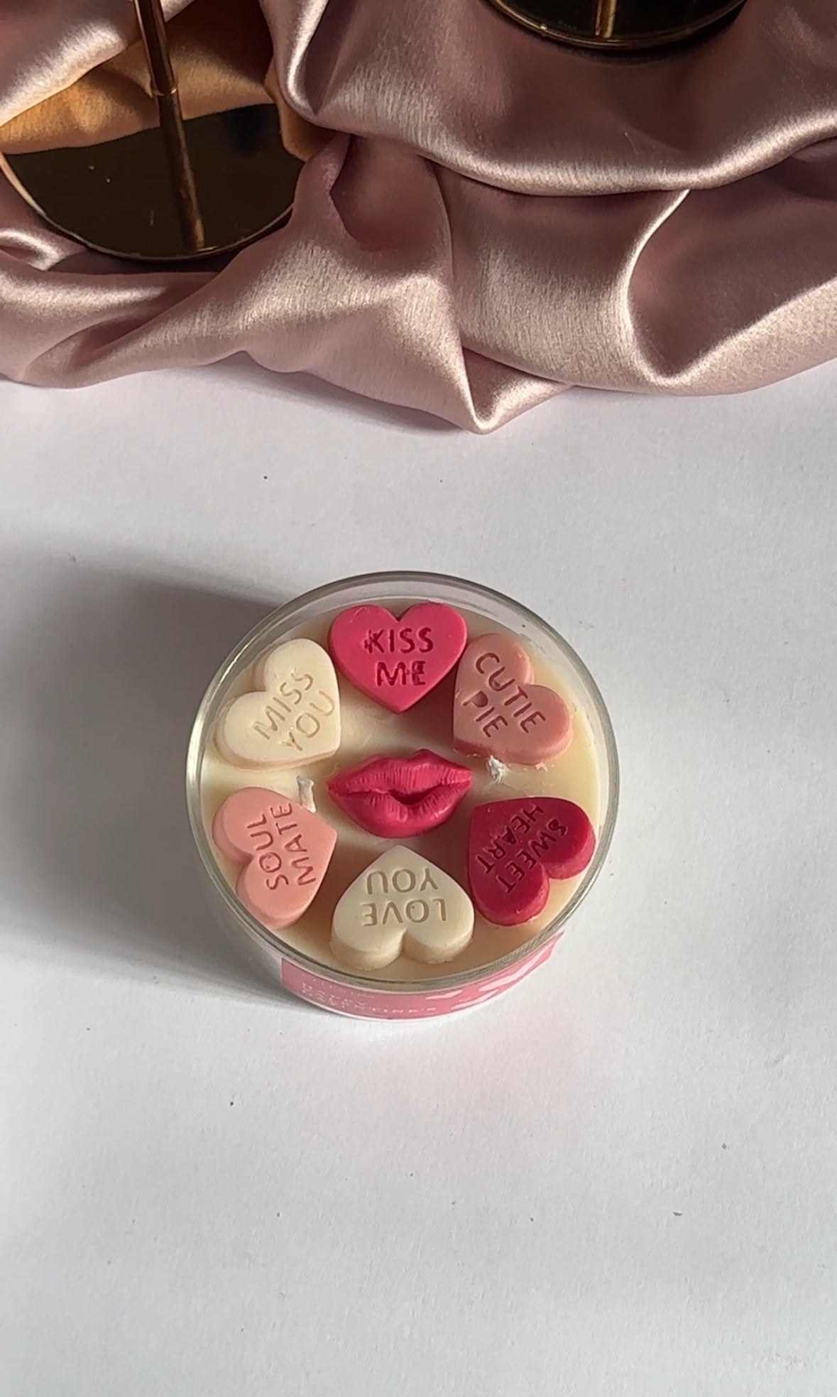 XO Hearts Candle