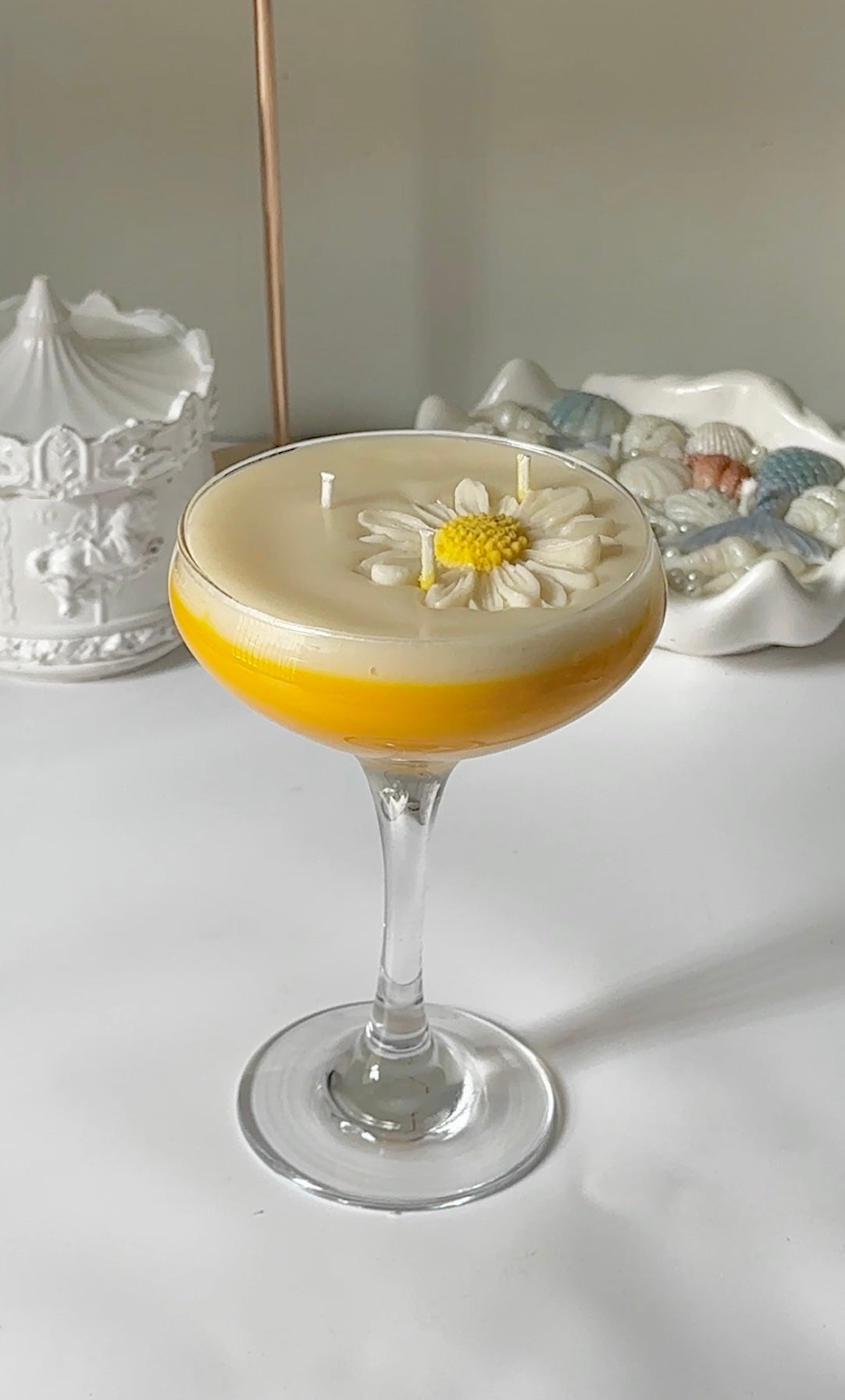Daisy Martini Candle
