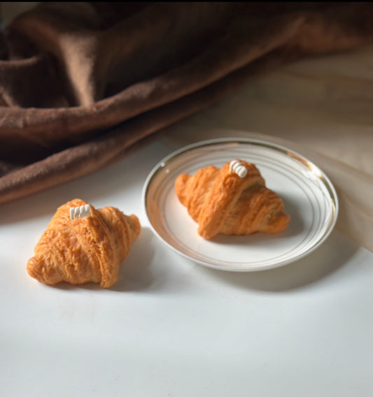 Croissant Candle