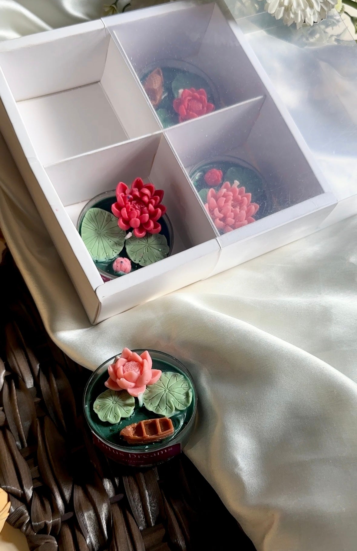 Lotus Dreams - set of 4 Tealights Gift Set